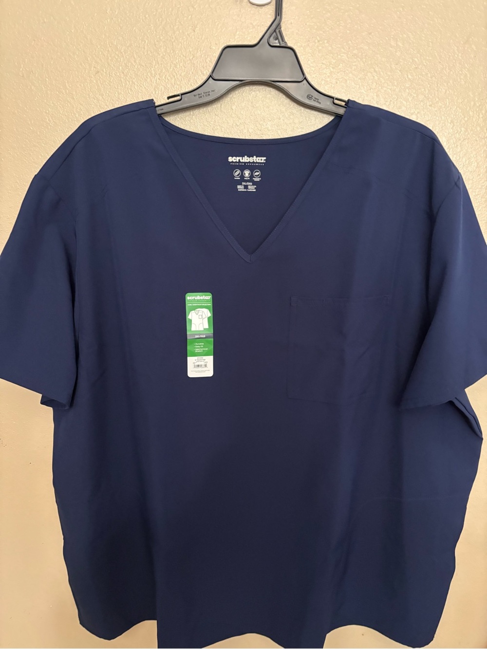 Scrubstar Navy V-Neck Medical Scrub Set unisex
